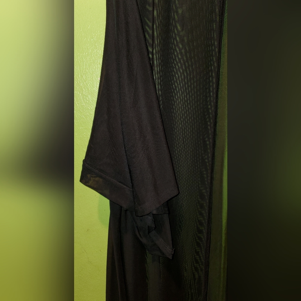 Kimono - Picture 2 of 3